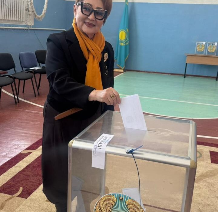 Ұлжан Айнақұлова – өнерде де, өмірде де белсенді