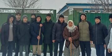 Қарттарға құрмет