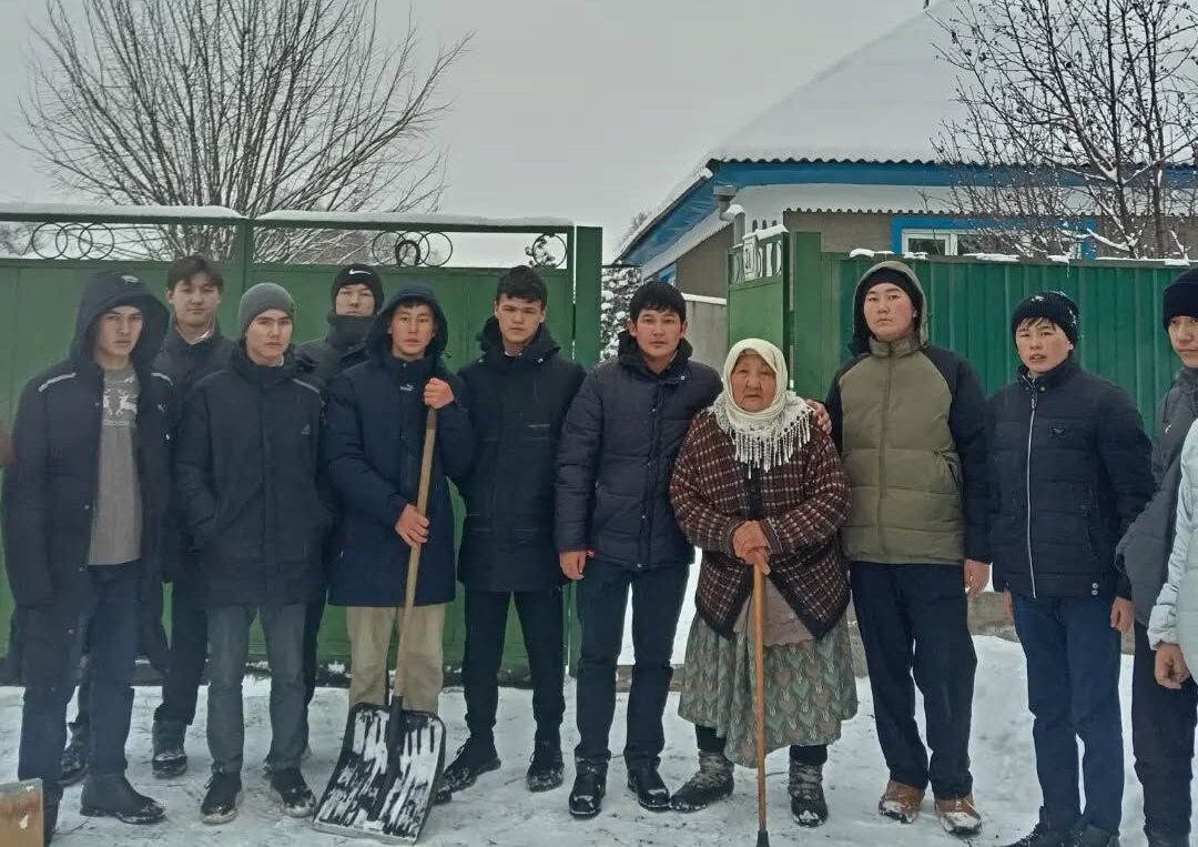 Қарттарға құрмет