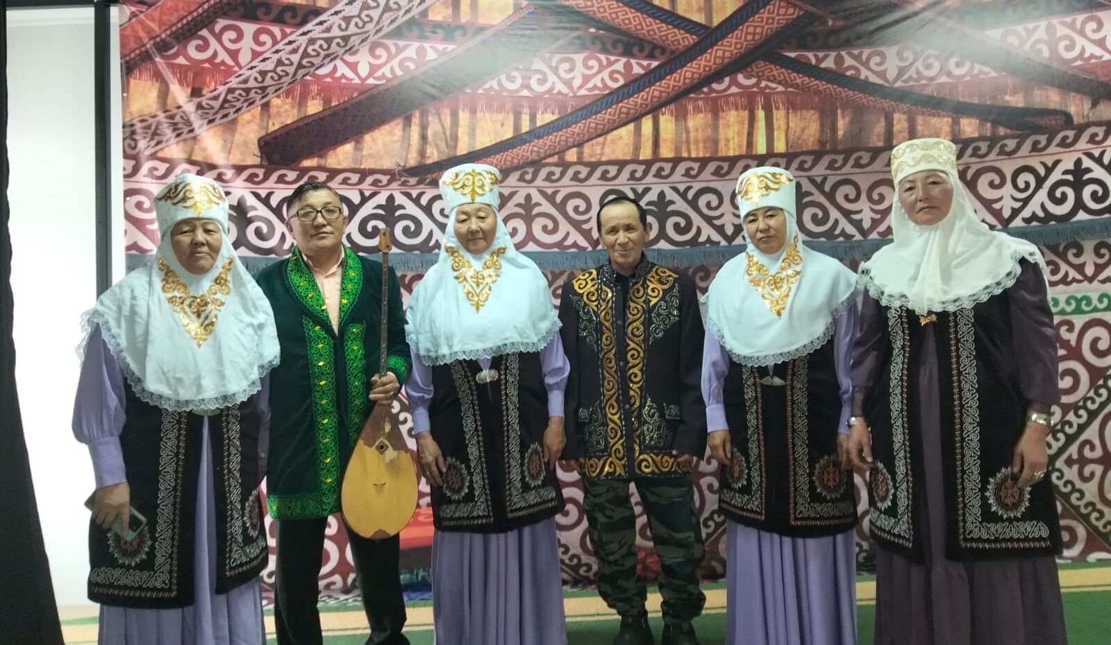 Қазақтың әжелері-ай!