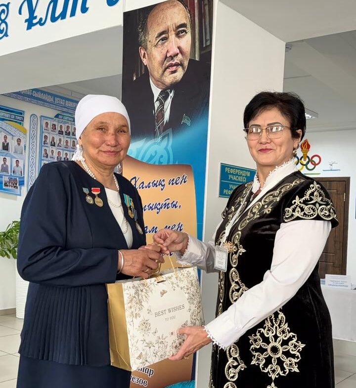 «1000 баланың анасы» туған күнінде дауыс берді