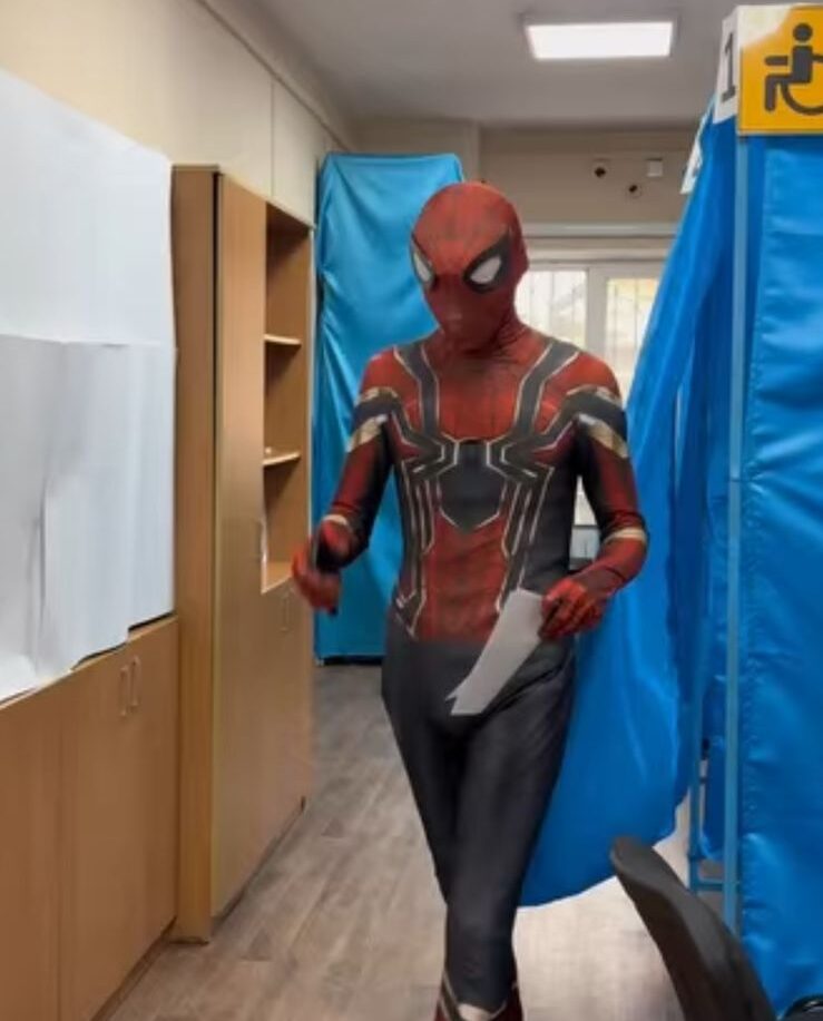 Референдум учаскесіндегі есте қаларлық оқиға