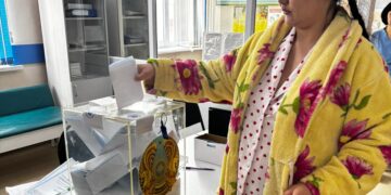 Алматы облысында босанған және жүкті әйелдер жабық сайлау учаскелерінде дауыс берді