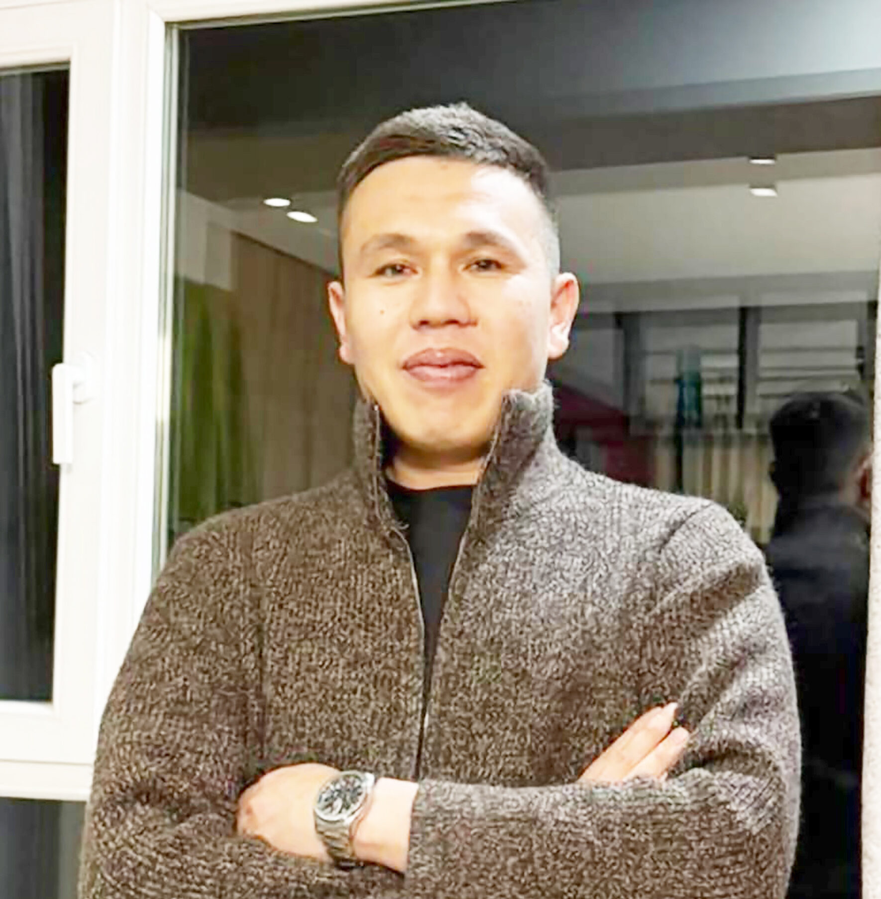 Қайраткер бейнесін сахналаған