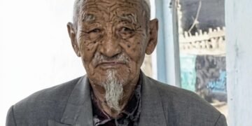 Ерлік пен еңбек жолы