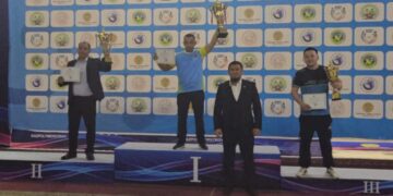 Жерлестер жеңіс тұғырында